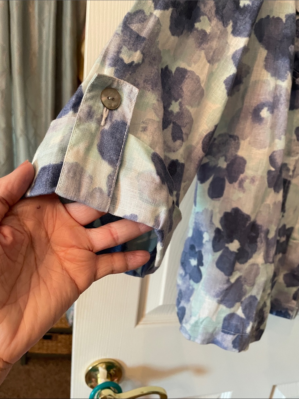 Ruby Rd. Woman Blue Floral Linen Button-Down Shirt - Picture 6 of 12